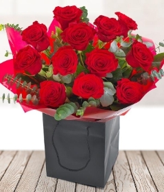 Dozen Luxury Red Roses